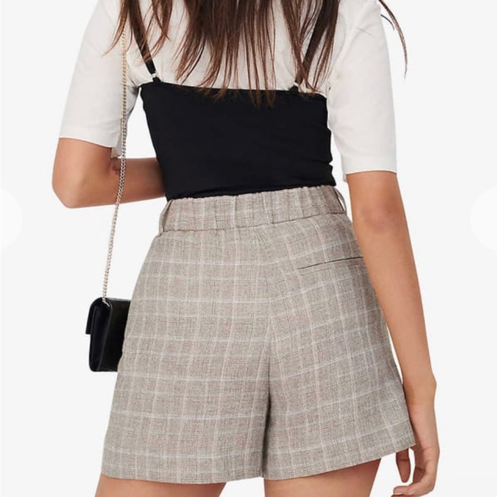 Maje Shorts - Picture 10 of 12